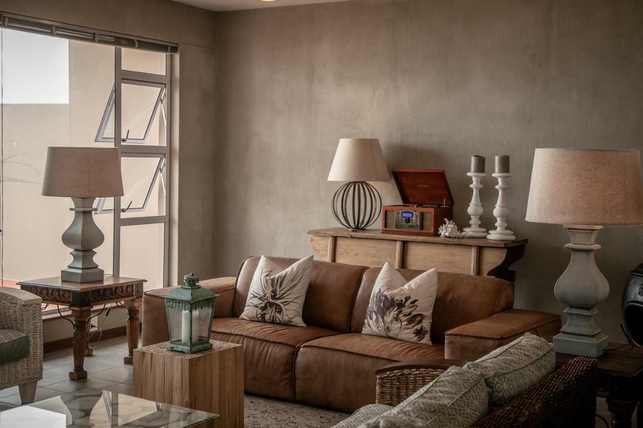 Blue Pearl - Situated Right On The Beach Swakopmund Exterior foto