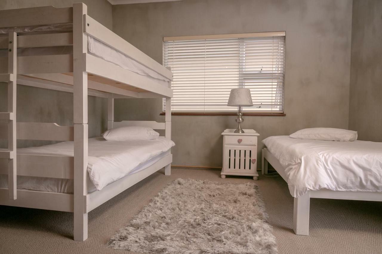 Blue Pearl - Situated Right On The Beach Swakopmund Exterior foto